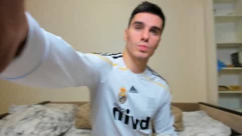 Snapshot of sam_huston18 chatting on 25, 12, 2024 BACK IN 2 WEEKS online show from 25, 12, 2024