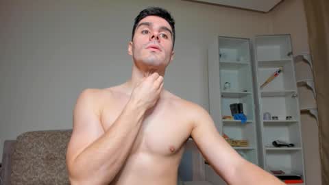 Snapshot of sam_huston18 chatting on 8, 3, 2025 BACK IN 2 WEEKS online show from 8, 3, 2025