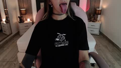 Snapshot of sam_mansson66 chatting on 26, 2, 2025 SAM MANSON online show from 26, 2, 2025