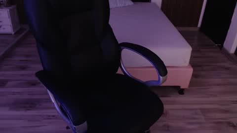 Snapshot of sam_mansson66 chatting on 6, 10, 2025 SAM MANSON online show from 6, 10, 2025