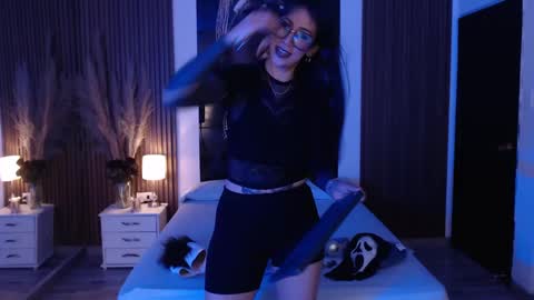 Snapshot of sam_mansson66 chatting on 12, 10, 2025 SAM MANSON online show from 12, 10, 2025