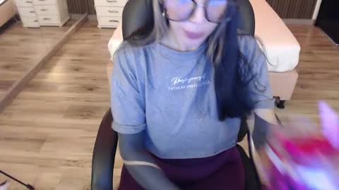 Snapshot of sam_mansson66 chatting on 30, 10, 2025 SAM MANSON online show from 30, 10, 2025