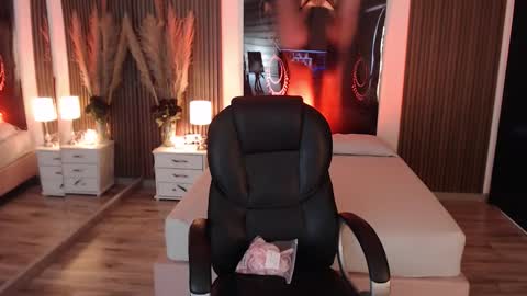 Snapshot of sam_mansson66 chatting on 1, 11, 2025 SAM MANSON online show from 1, 11, 2025