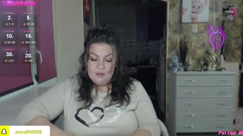 Snapshot of samanta_shy chatting on 5, 12, 2025 Marry online show from 5, 12, 2025