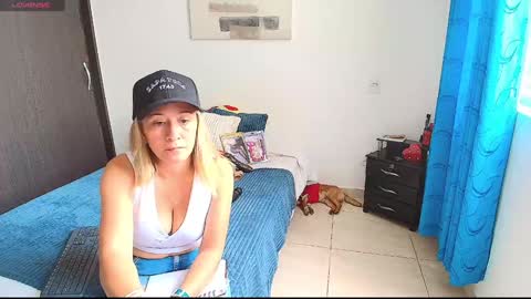 Snapshot of samanta_stone69 chatting on 6, 2, 2025 Samanta Stone online show from 6, 2, 2025