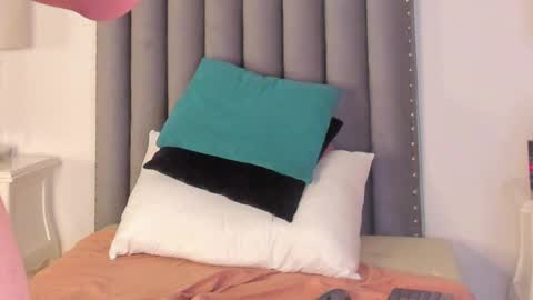  samanta  online show from 27, 1, 2025