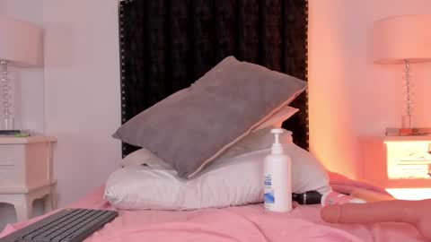  samanta  online show from 23, 11, 2025