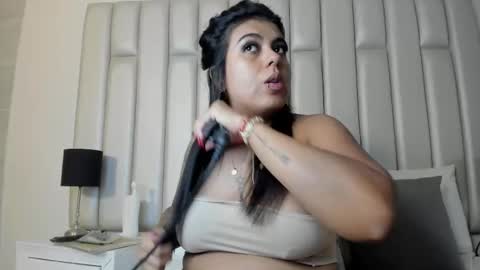 SAMANTA  online show from 2, 11, 2025