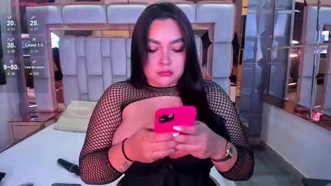 S A M A N T A   online show from 15, 2, 2025