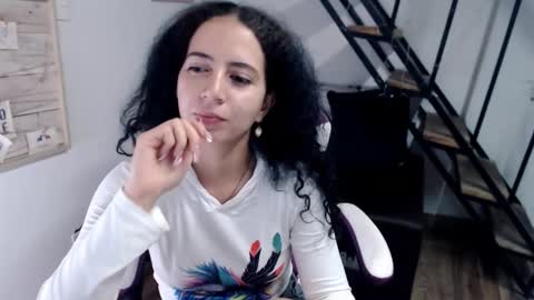 Snapshot of samantha2girl chatting on 22, 12, 2025 samantha online show from 22, 12, 2025