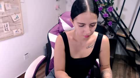 Snapshot of samantha2girl chatting on 14, 4, 2026 samantha online show from 14, 4, 2026