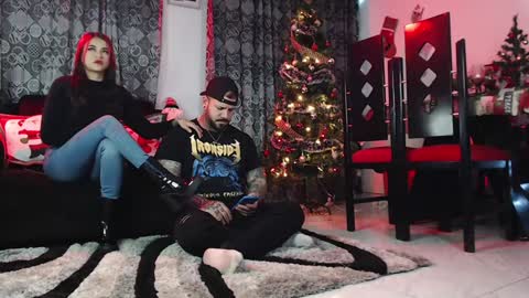 Snapshot of samantha_abrill chatting on 4, 12, 2024 Samantha and Victor online show from 4, 12, 2024