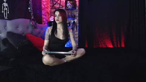 Snapshot of samantha_abrill chatting on 24, 1, 2025 Samantha and Victor online show from 24, 1, 2025