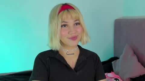 samantha_browwnn online show from 27, 11, 2025