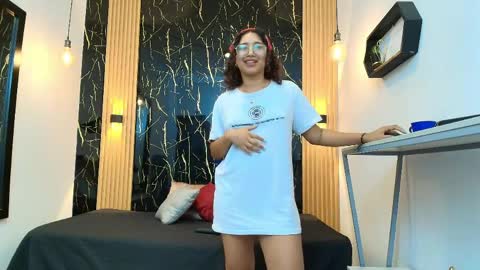    online show from 7, 4, 2026