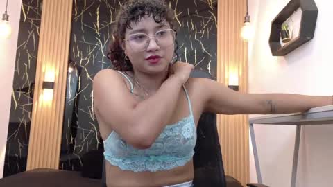 Snapshot of samantha_fox8 chatting on 30, 5, 2026 online show from 30, 5, 2026