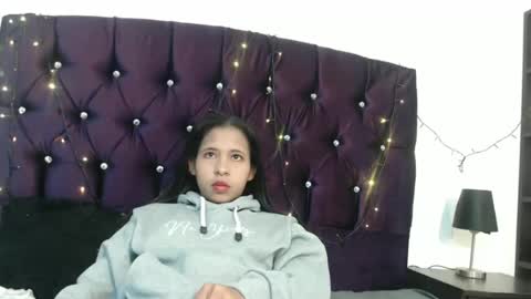 Snapshot of samantha_fox_squirt chatting on 20, 12, 2024 lizzy online show from 20, 12, 2024