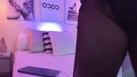 Snapshot of samantha_hotly chatting on 26, 9, 2025 Samantha online show from 26, 9, 2025