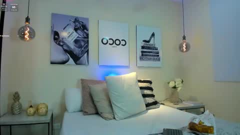 Snapshot of samantha_hotly chatting on 1, 11, 2025 Samantha online show from 1, 11, 2025