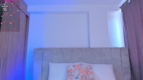 Snapshot of samanthaheinz chatting on 31, 1, 2025 V A N E S S A online show from 31, 1, 2025