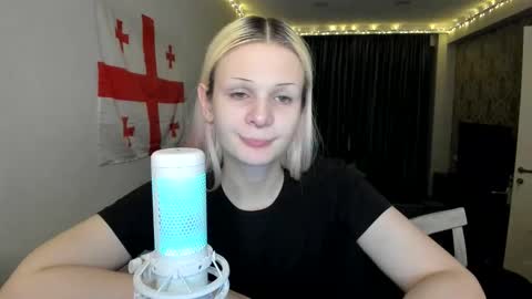 Snapshot of samanthamiasnik1 chatting on 5, 1, 2025 Samantha online show from 5, 1, 2025