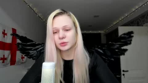 Snapshot of samanthamiasnik1 chatting on 13, 1, 2025 Samantha online show from 13, 1, 2025