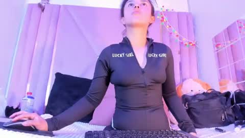 Samantha online show from 18, 6, 2026