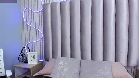 Alejandra  online show from 13, 2, 2026