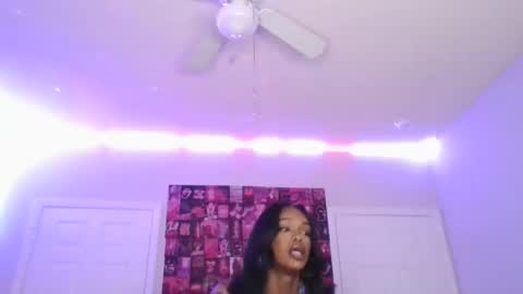 Snapshot of samanthaporsha chatting on 10, 3, 2025 samanthaporsha online show from 10, 3, 2025