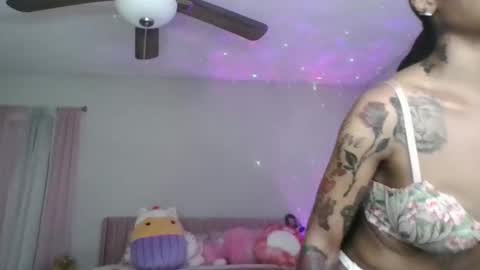 Snapshot of samanthaporsha chatting on 23, 11, 2025 samanthaporsha online show from 23, 11, 2025