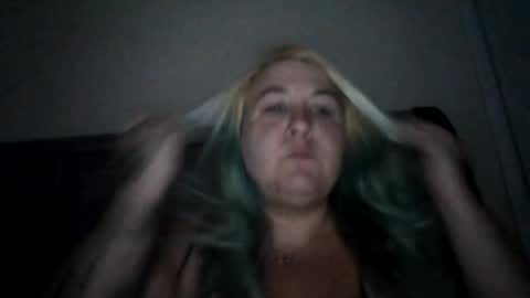 samanthasweetheart0402 online show from 16, 7, 2026