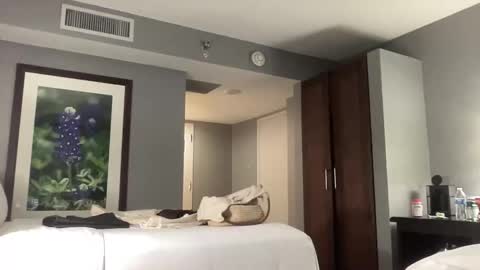 samanthatsx online show from 10, 11, 2025