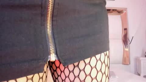 samanttamilf online show from 20, 9, 2025