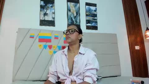 samaraa_smith1 online show from 4, 7, 2026