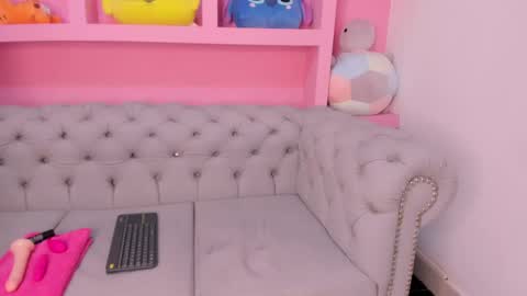 Snapshot of samarafernandez chatting on 13, 2, 2025 samarafernandez online show from 13, 2, 2025