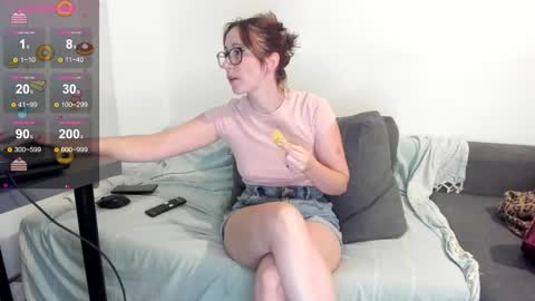 Snapshot of samarafromthewell chatting on 9, 9, 2025 Samara From The Well online show from 9, 9, 2025