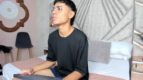 Samfrrost online show from 5, 4, 2026