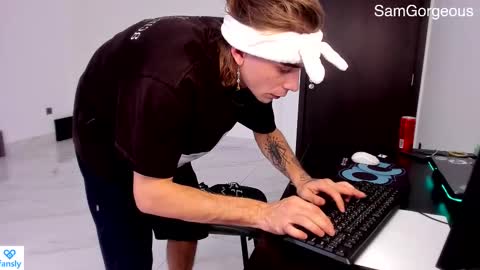 Snapshot of samgorgeous chatting on 25, 2, 2025 Fansly - Top4fans online show from 25, 2, 2025