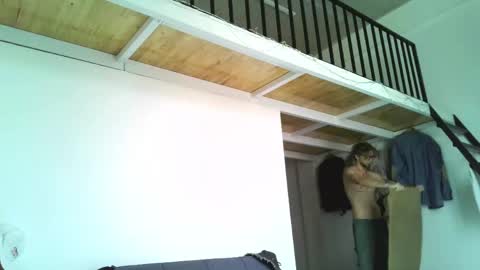 Fansly -       Top4fans   online show from 17, 4, 2026