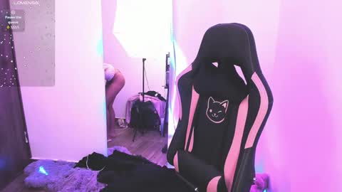 samiacooper25 online show from 8, 10, 2025