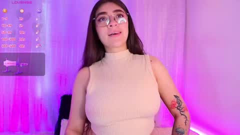 Snapshot of samii_evans chatting on 20, 2, 2025 samii evans online show from 20, 2, 2025