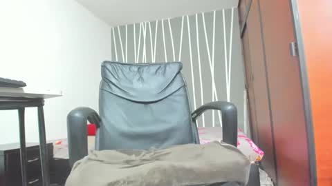 Snapshot of samir_blackdick chatting on 21, 10, 2025 samir online show from 21, 10, 2025