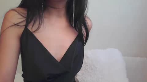 Snapshot of samiraqfresh chatting on 2, 1, 2025 SamiraQFresh online show from 2, 1, 2025