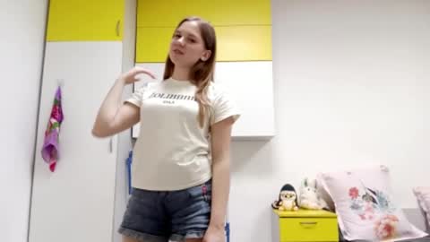 Snapshot of samirasosinski chatting on 31, 3, 2026 samirasosinski online show from 31, 3, 2026