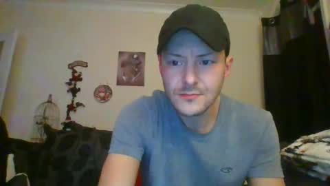 sexy lad looking for fun online show from 8, 12, 2024