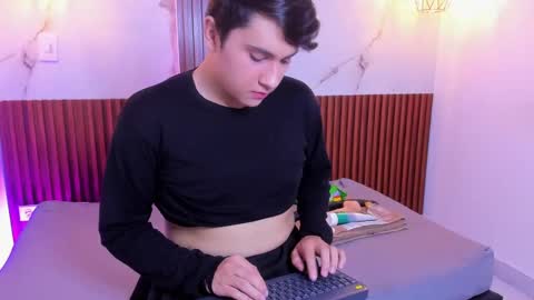 Sam online show from 31, 10, 2025