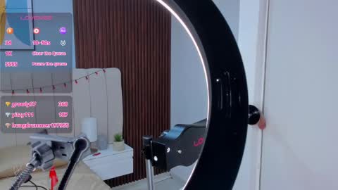 Snapshot of sammy__evanns chatting on 2, 2, 2025 Sammy Evanns online show from 2, 2, 2025