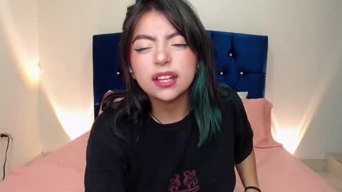 Snapshot of sammy_bunny1 chatting on 12, 9, 2025 Samantha online show from 12, 9, 2025