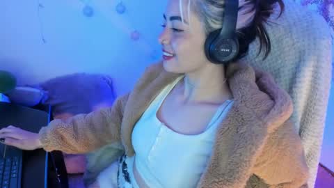   online show from 31, 1, 2025