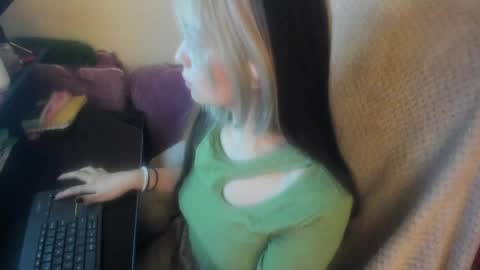   online show from 1, 6, 2026